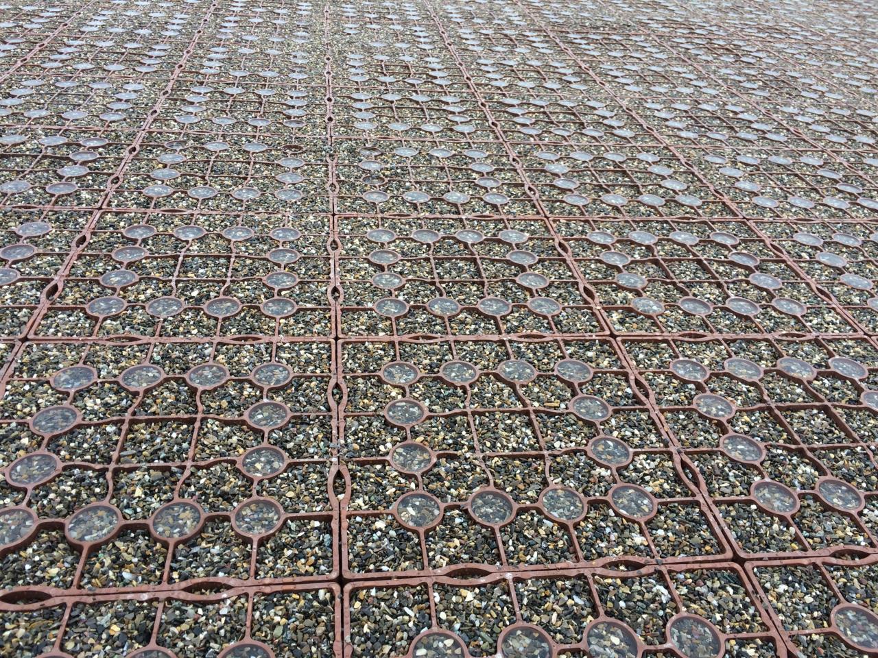 Highend Reitplatzgitter Ecoraster Detailansicht