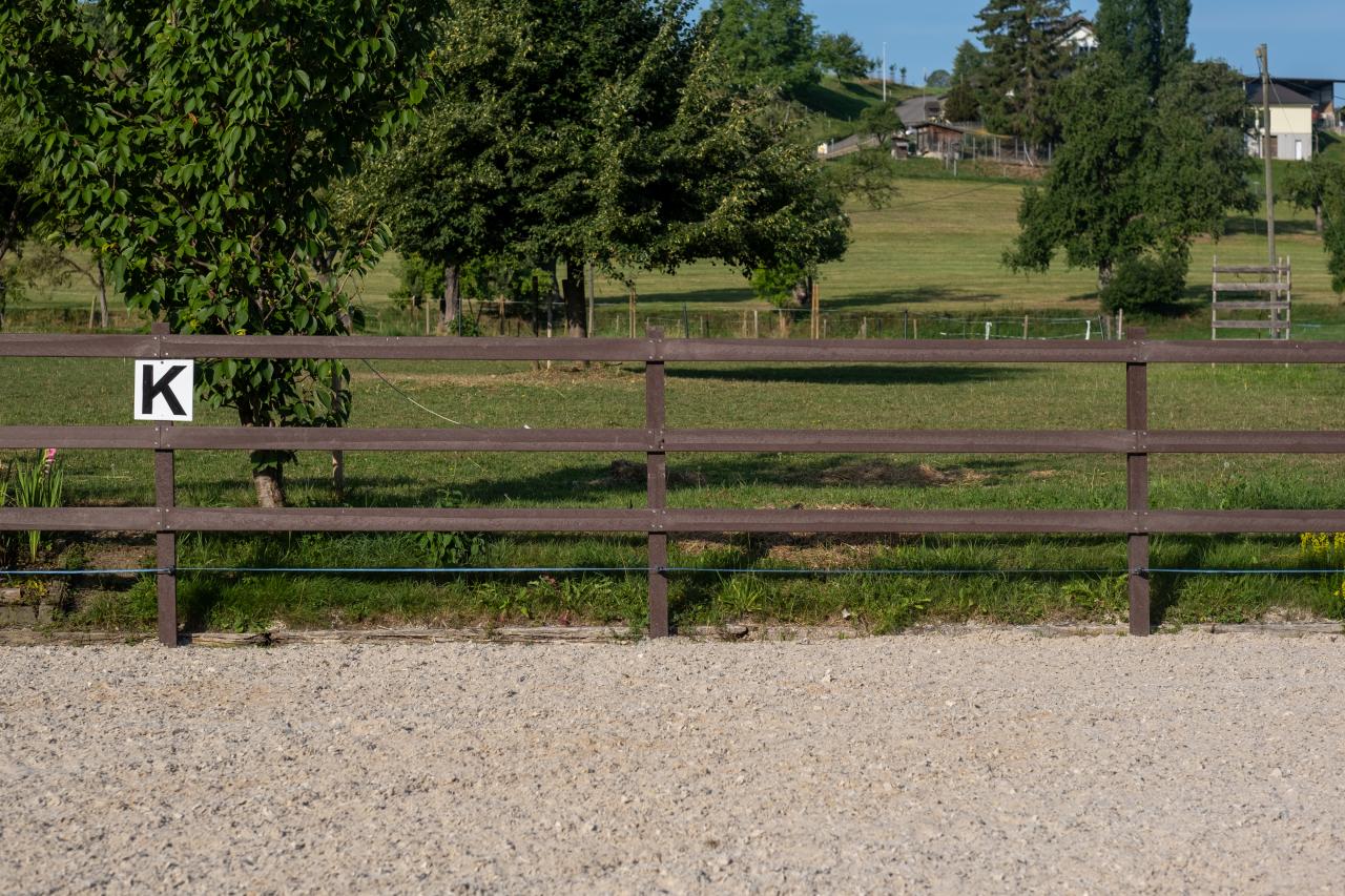 Langlebiger Reitplatz-Zaun-1