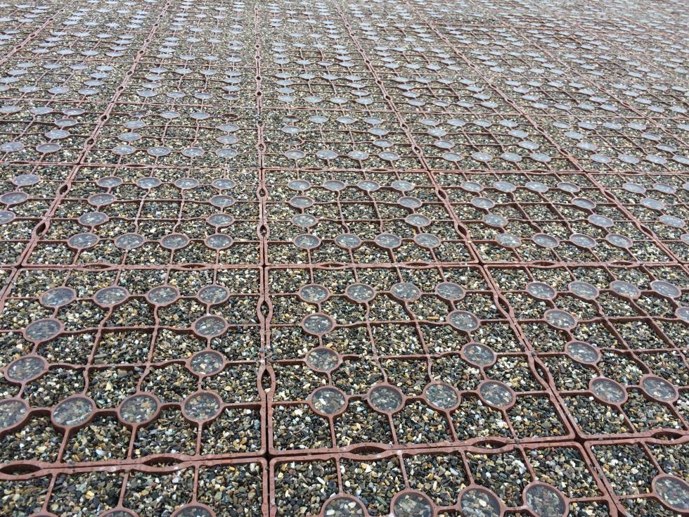 Highend Reitplatzgitter Ecoraster Detailansicht